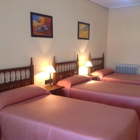 Hostal Argentino Bejar Ruang foto