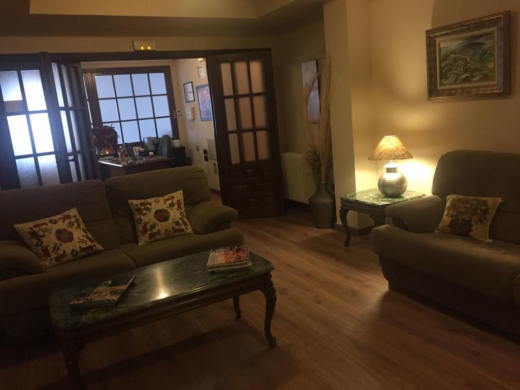 Hostal Argentino Bejar Bagian luar foto