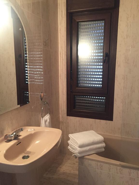 Hostal Argentino Bejar Bagian luar foto