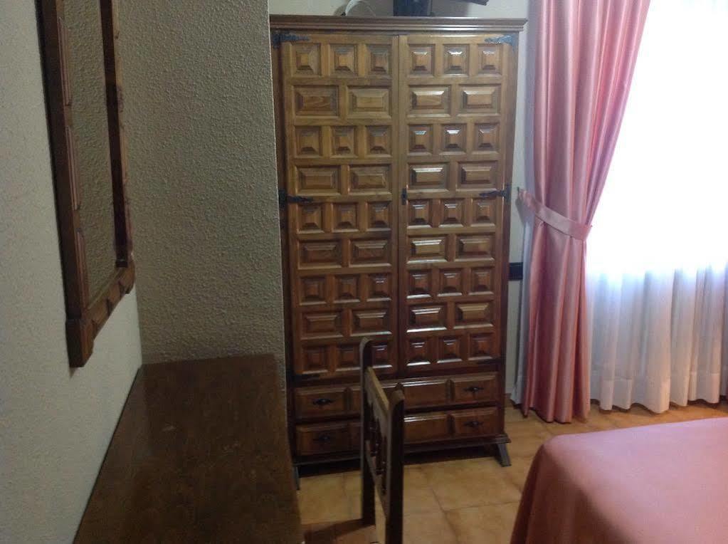 Hostal Argentino Bejar Bagian luar foto