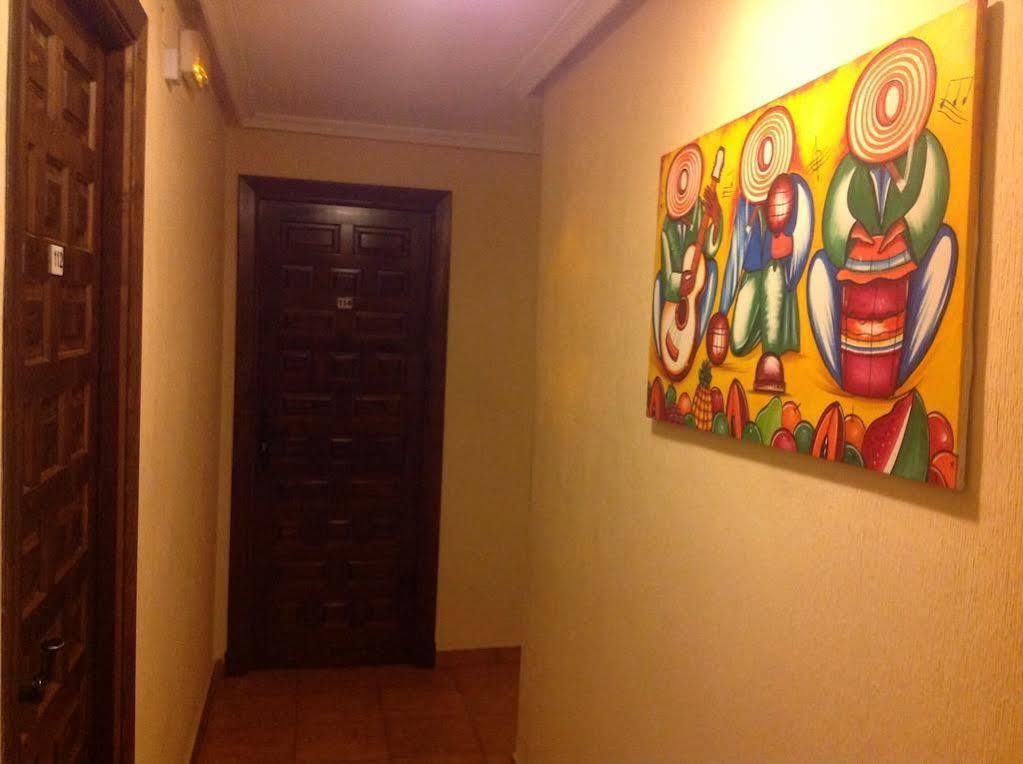 Hostal Argentino Bejar Bagian luar foto
